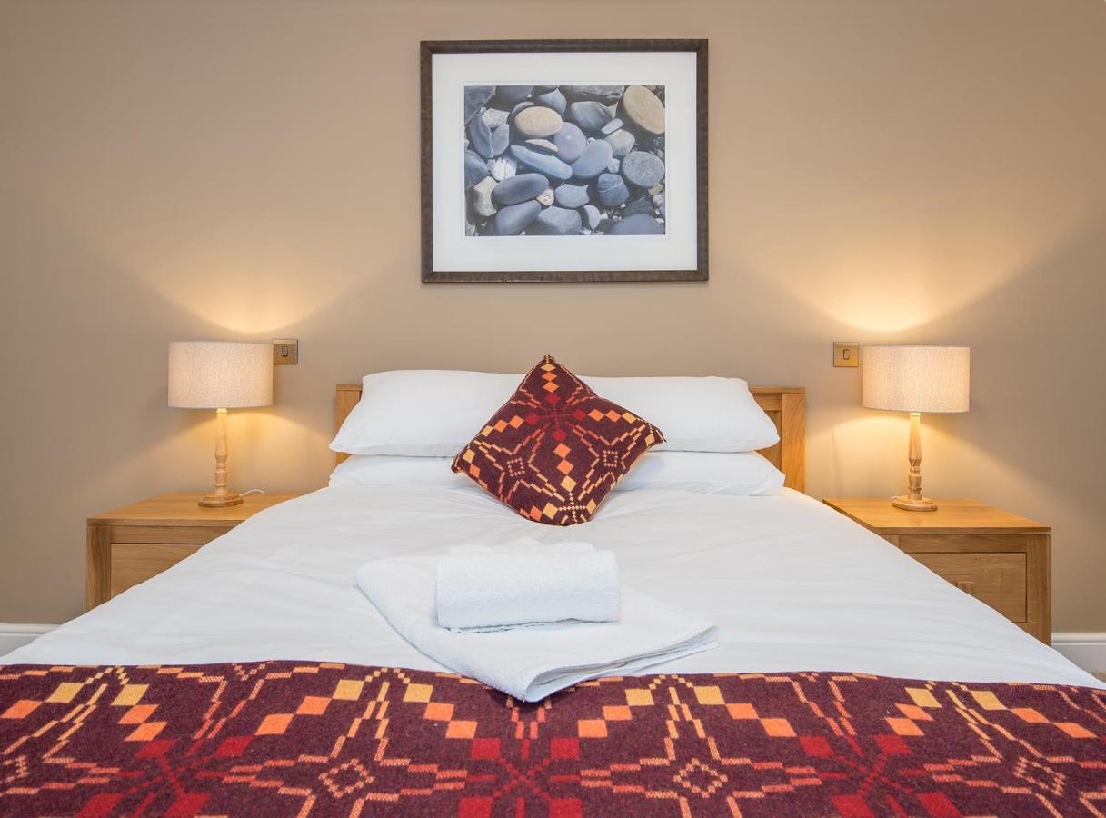 The Nags Head Inn Abercych Esterno foto