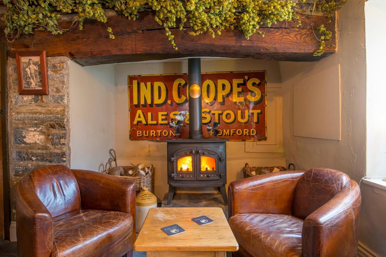 The Nags Head Inn Abercych Esterno foto